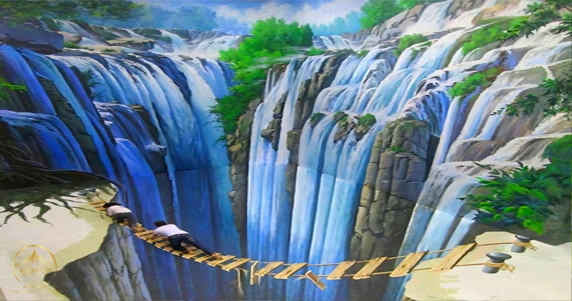 Art In Paradise