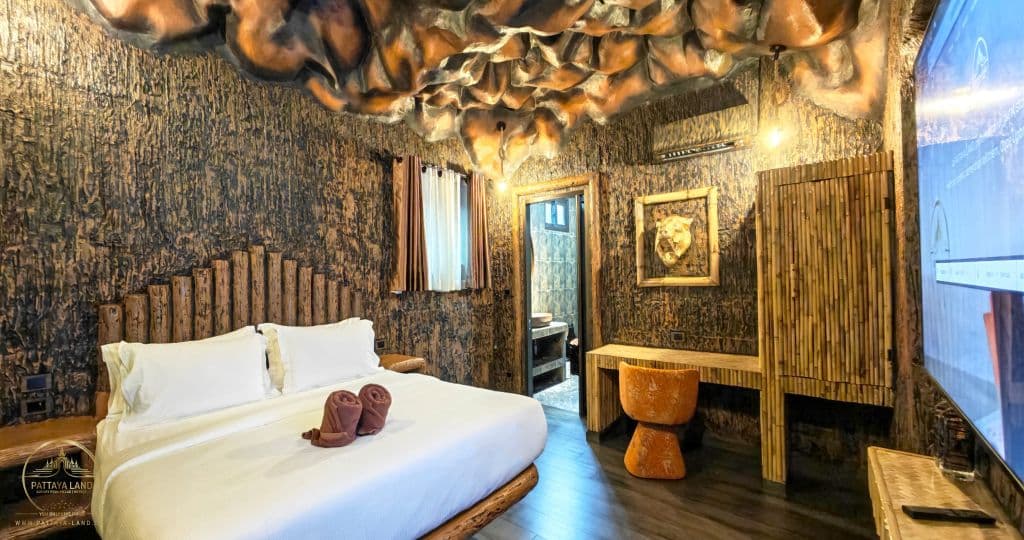 MANJILAND Luxury Pool Villa Pattaya Walking Street — thumbnail 34