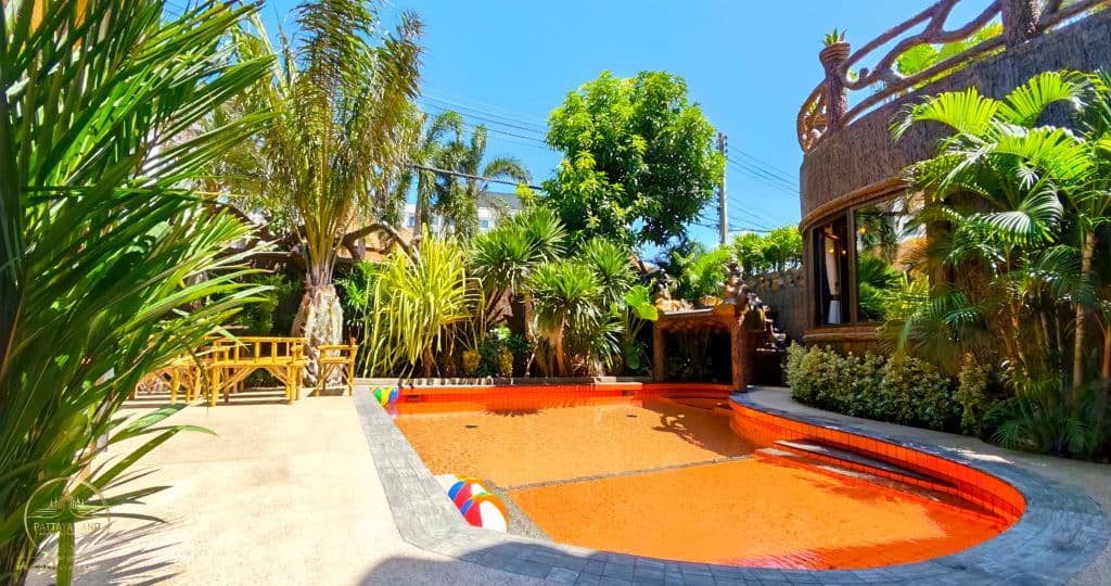 MANJILAND Luxury Pool Villa Pattaya Walking Street — thumbnail 6