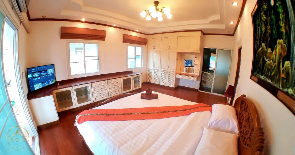 JOOPLAND Luxury Villa Pool Pattaya Walking Street — thumbnail 10