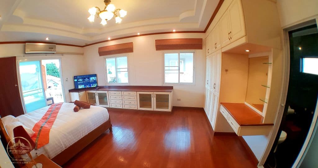 JOOPLAND Luxury Villa Pool Pattaya Walking Street — thumbnail 12