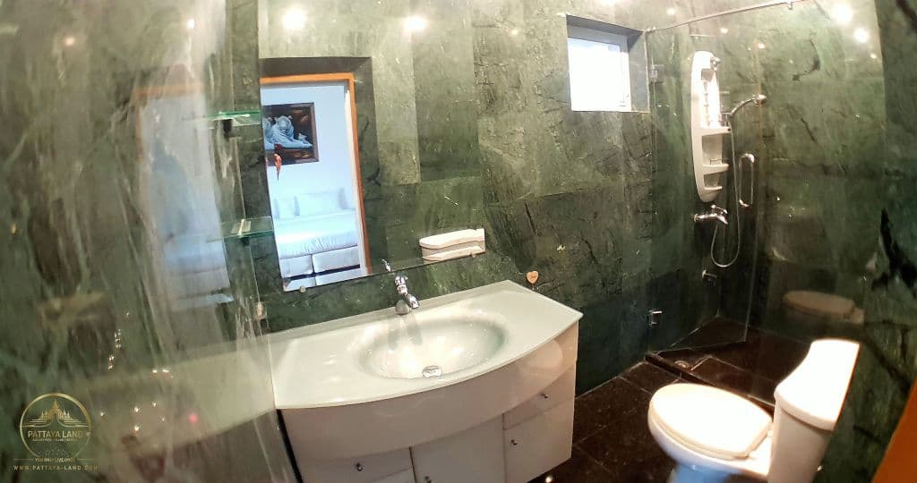 JOOPLAND Luxury Villa Pool Pattaya Walking Street — thumbnail 19