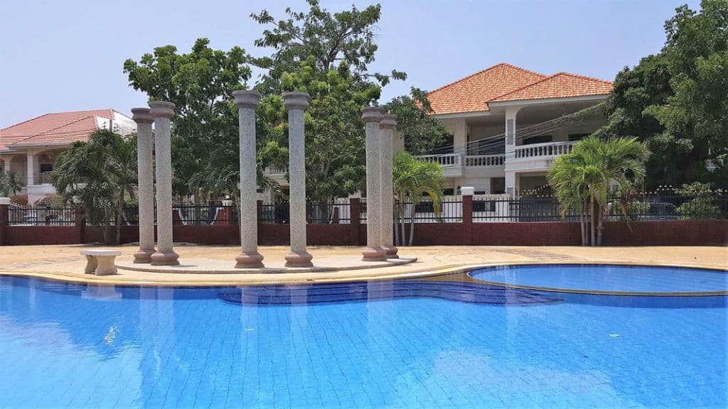 YAILAND Luxury Pool Villa Pattaya Walking Street — thumbnail 3