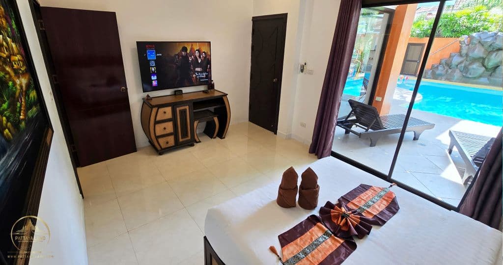 TUCHELAND Luxury Pool Villa Pattaya Walking Street — thumbnail 32