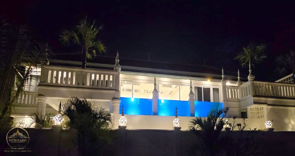 STARLAND Luxury Pool Villa Pattaya Walking Street — thumbnail 4