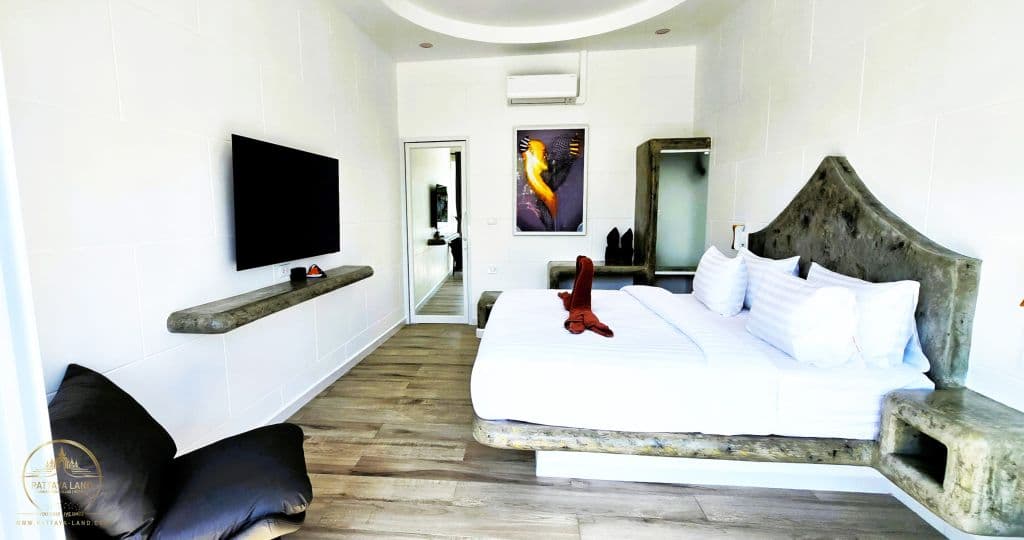 STARLAND Luxury Pool Villa Pattaya Walking Street — thumbnail 24