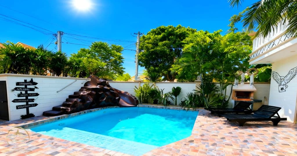 POTTERLAND Luxury Pool Villa Pattaya Walking Street — thumbnail 5