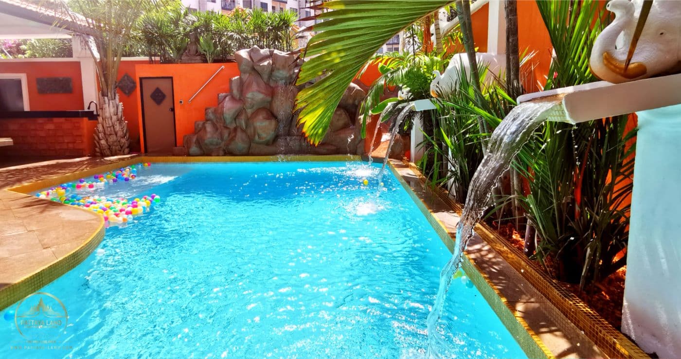 GOLDLAND  Luxury Pool Villa Pattaya Walking Street